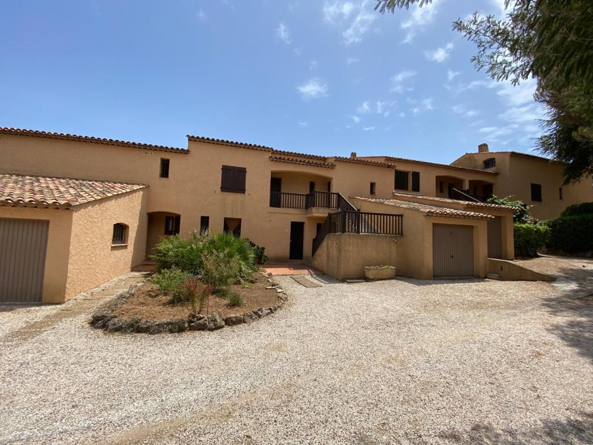 Appartement De Vacances Au Calme Absolu, Vue Mer. Saint Aygulf Exterior photo