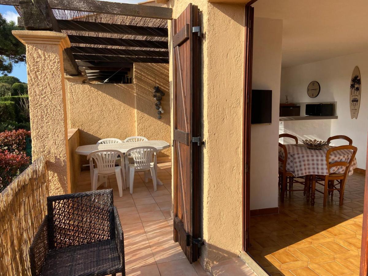 Appartement De Vacances Au Calme Absolu, Vue Mer. Saint Aygulf Exterior photo